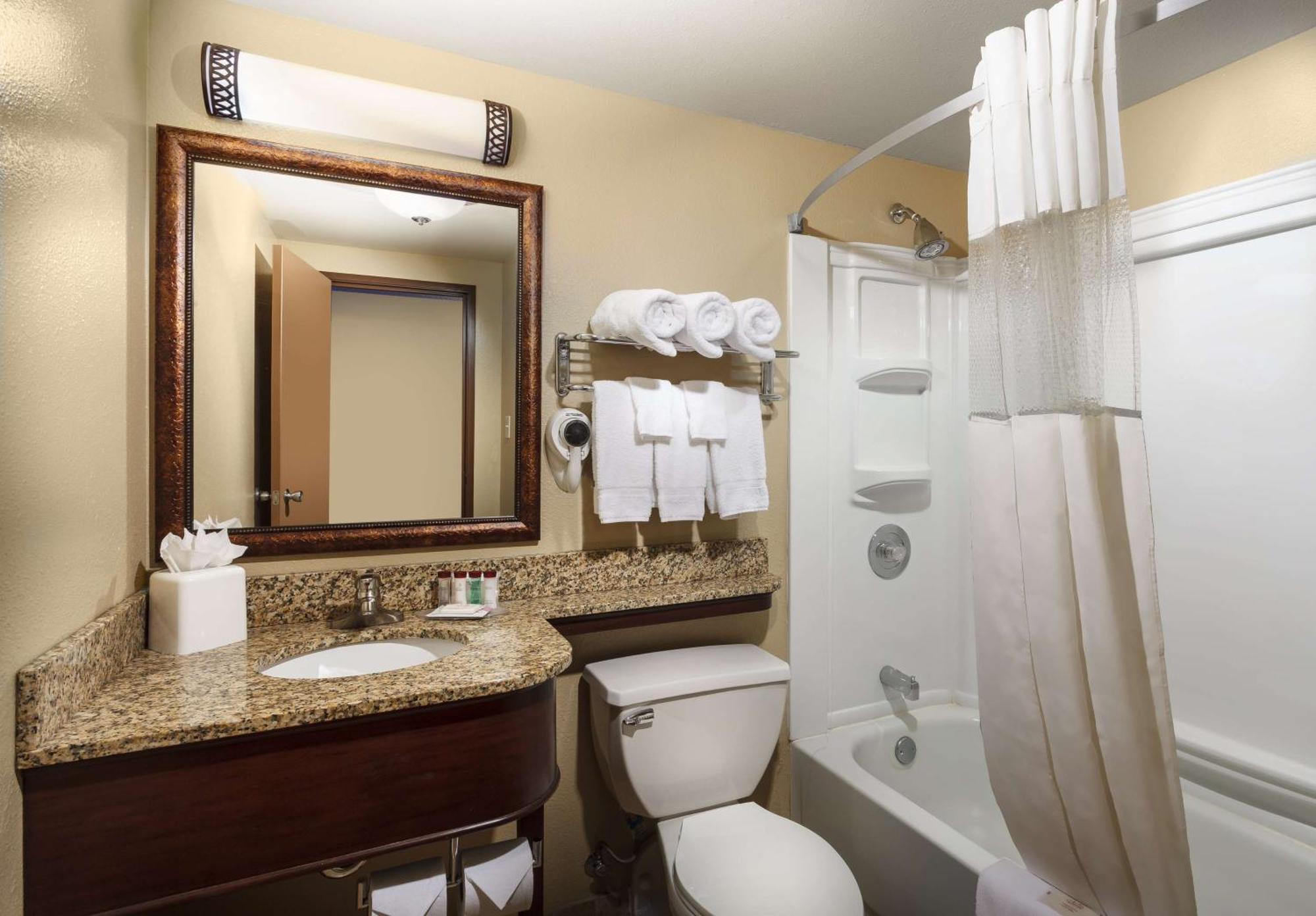 Roosevelt Grand Dakota Surestay Collection By Best Western Dickinson Exterior photo