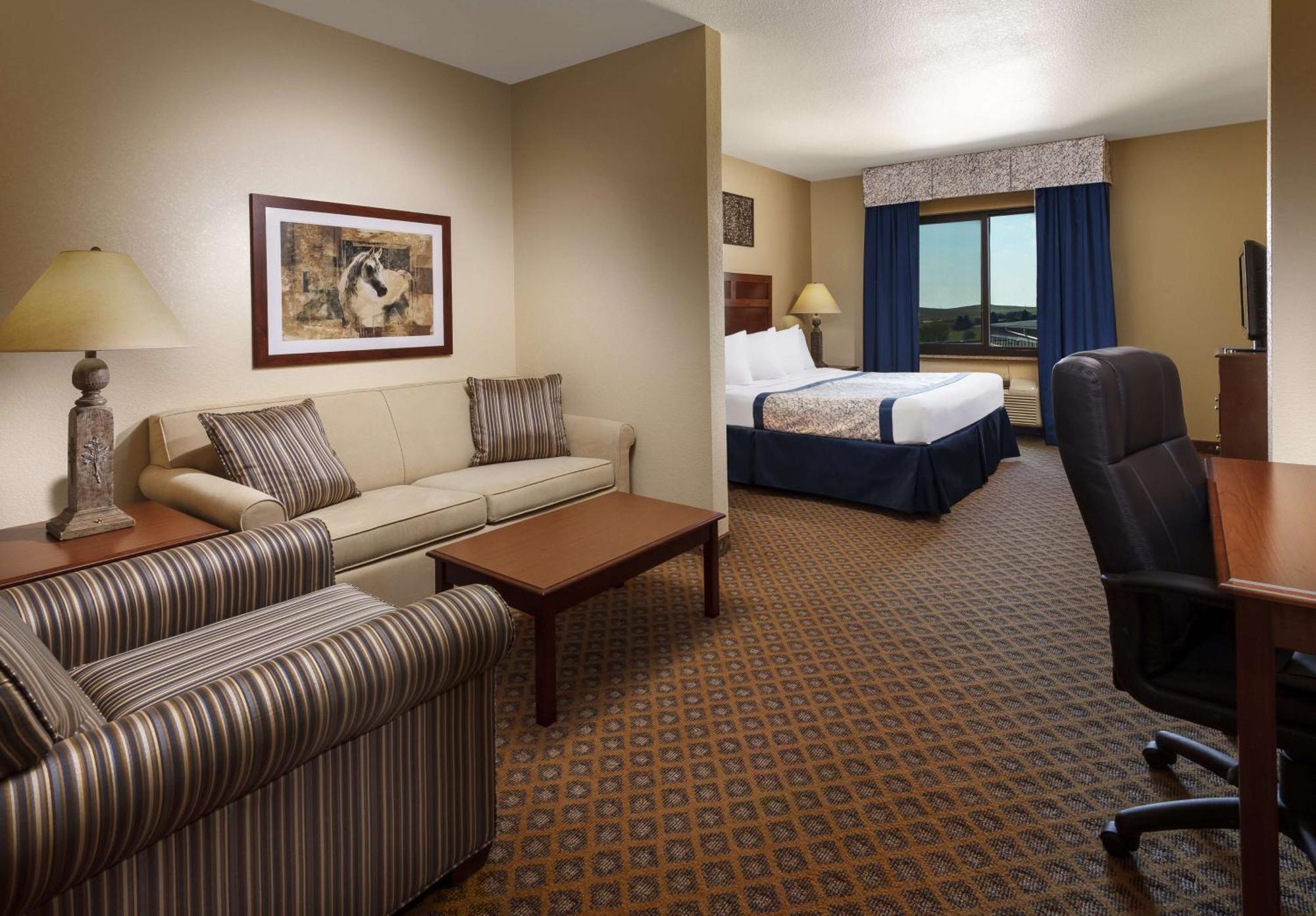 Roosevelt Grand Dakota Surestay Collection By Best Western Dickinson Exterior photo